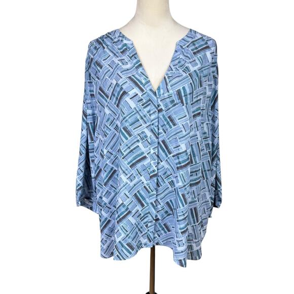 NYDJ NWT Blue Geometric Print 3/4 Sleeves Pintuck Button Up Blouse - Picture 1 of 13
